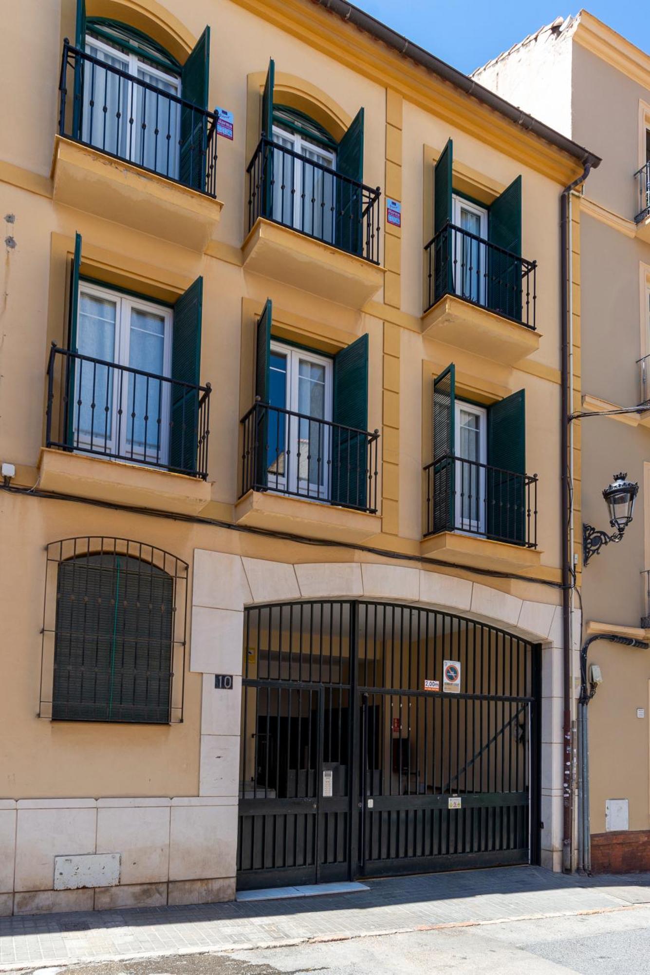 Apartment & Pool In Malaga City Center Ngoại thất bức ảnh